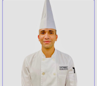 Mohamed Osman Commis chef  I