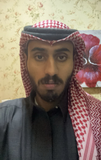 نايف خالد القحطاني  طالب جامعي